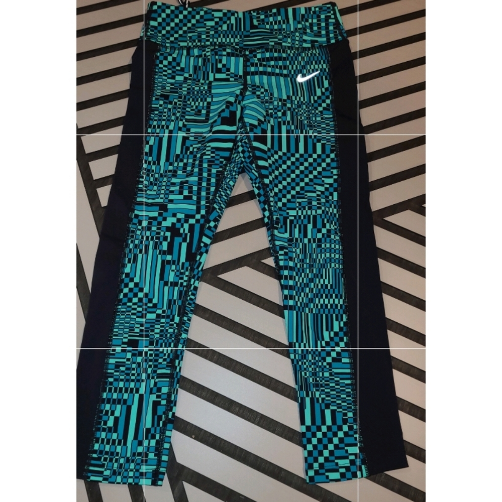 Nike leggings
